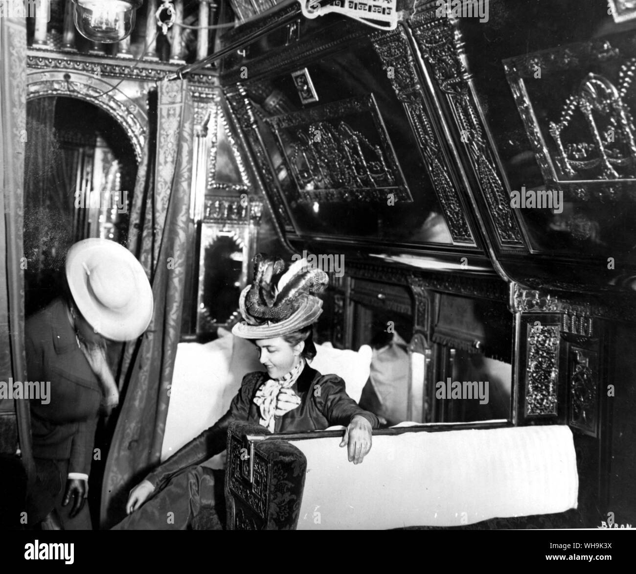 Alice Nielson (actress) in private railroad car 1898 Stock Photo