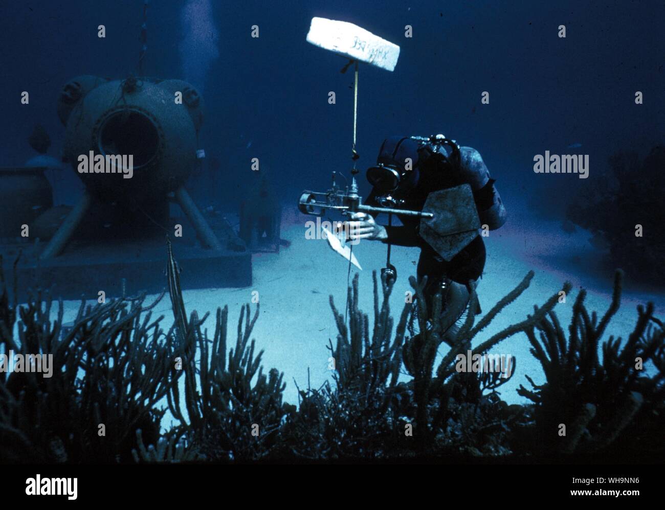 Underwater Diving Divers at work outside Hydro Lab Bahamas Stock Photo