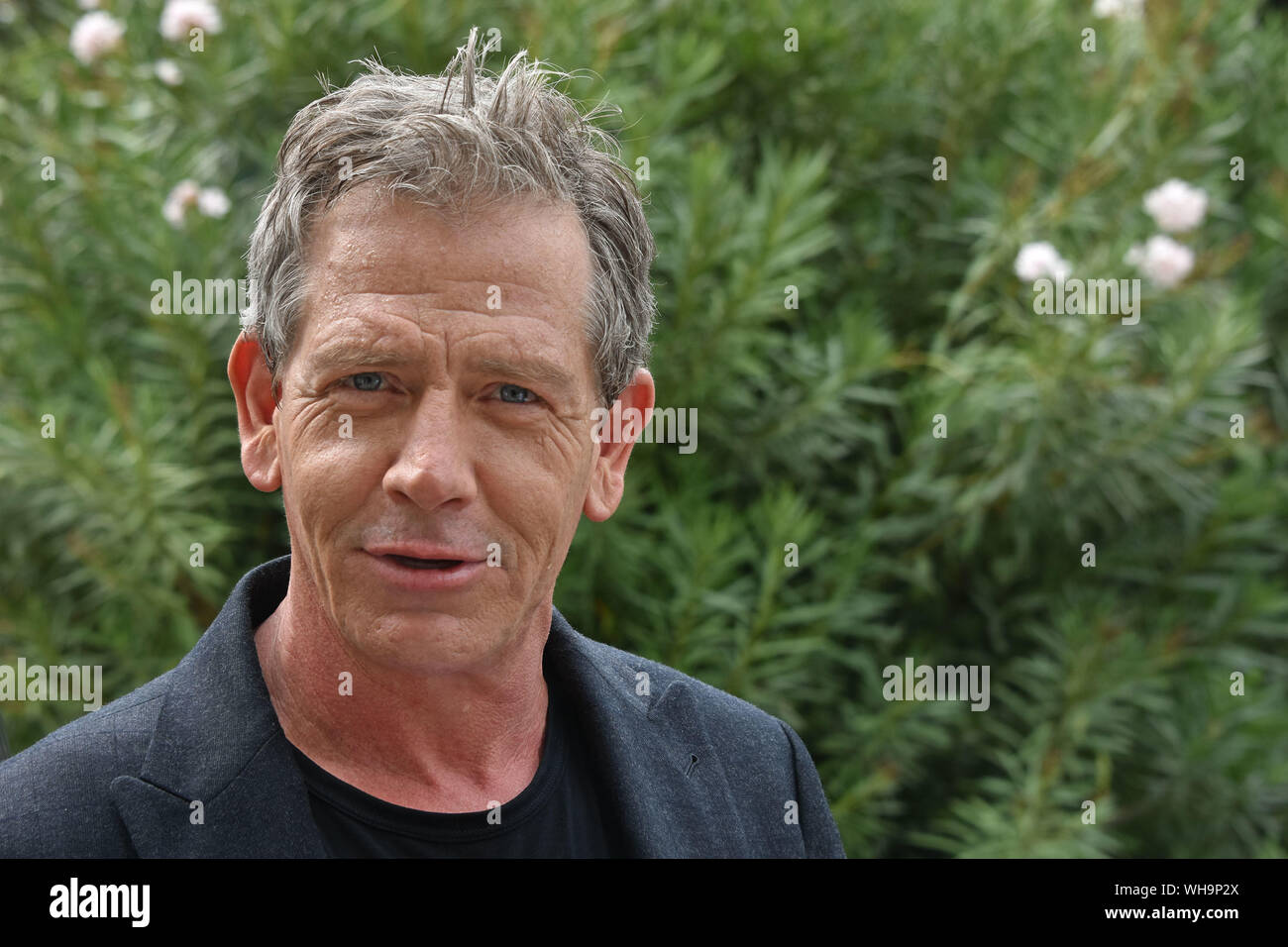 VENICE, Italy. 02nd Sep, 2019. Ben Mendelsohn arrives at the 76th Venice Film Festival at Sala Casino on September 02, 2019 in Venice, Italy. Credit: Andrea Merola/Awakening/Alamy Live News Stock Photo