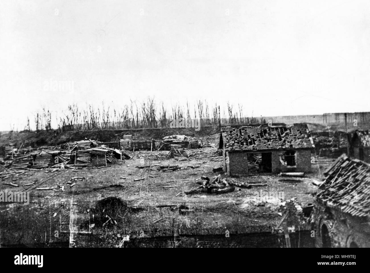 WW1: Northern France: Ruins at Le Maroc near Loos, Cite St Pierre is in the background, 1915. Stock Photo
