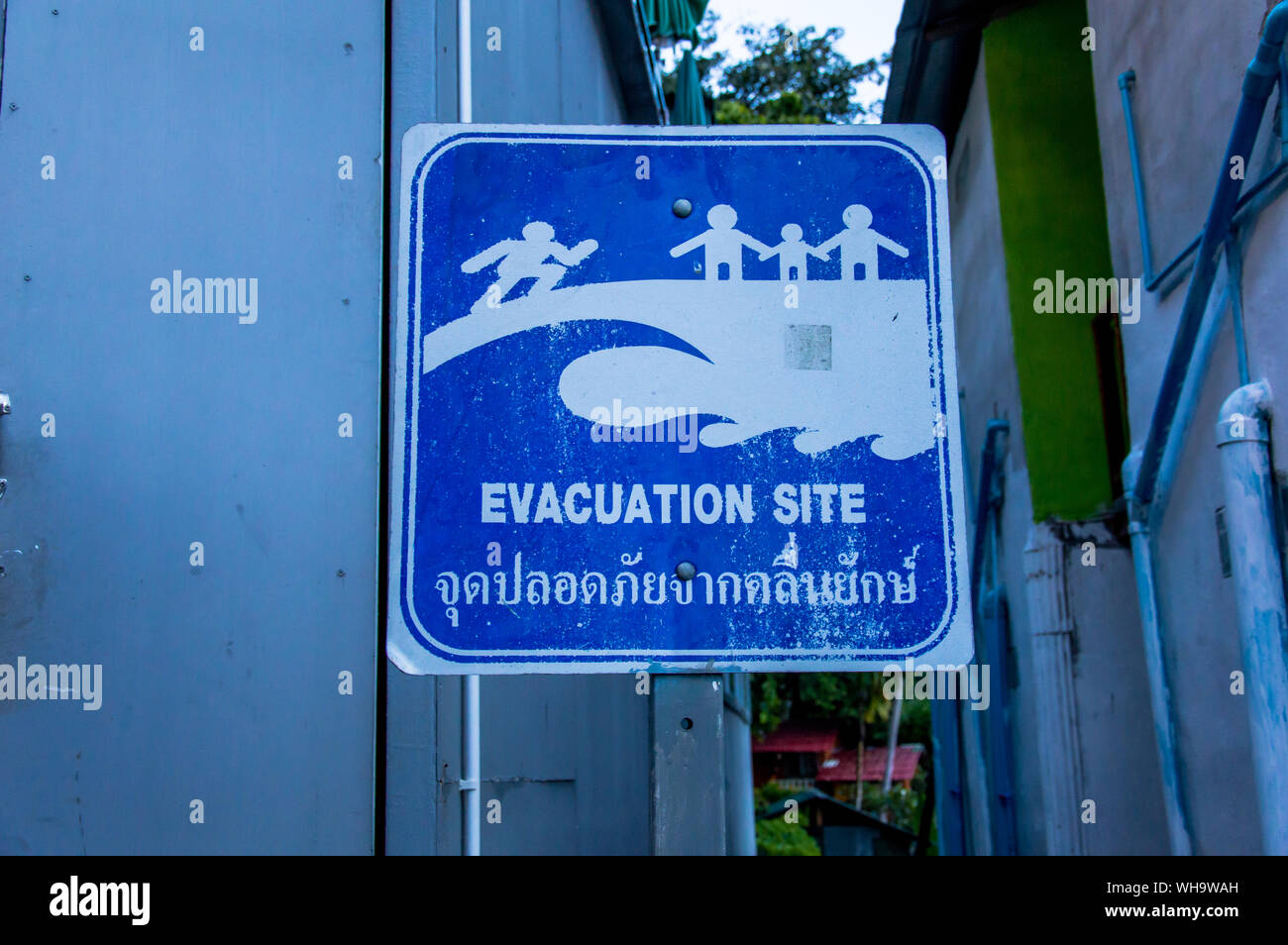 Tsunami Sign High Resolution Stock Photography And Images - Alamy