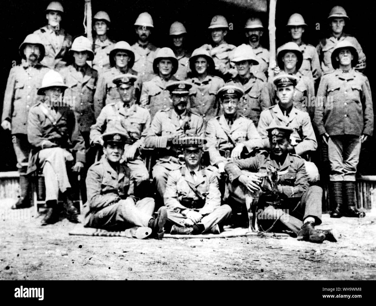 WW1: Group of The Naval Africa Expedition, 1915 with the exception of Eng. Liuet Cross, who took the photograph, Sub. Lieut. Tyrer, E.R.A. Berry and A.B. Behenna. Stock Photo