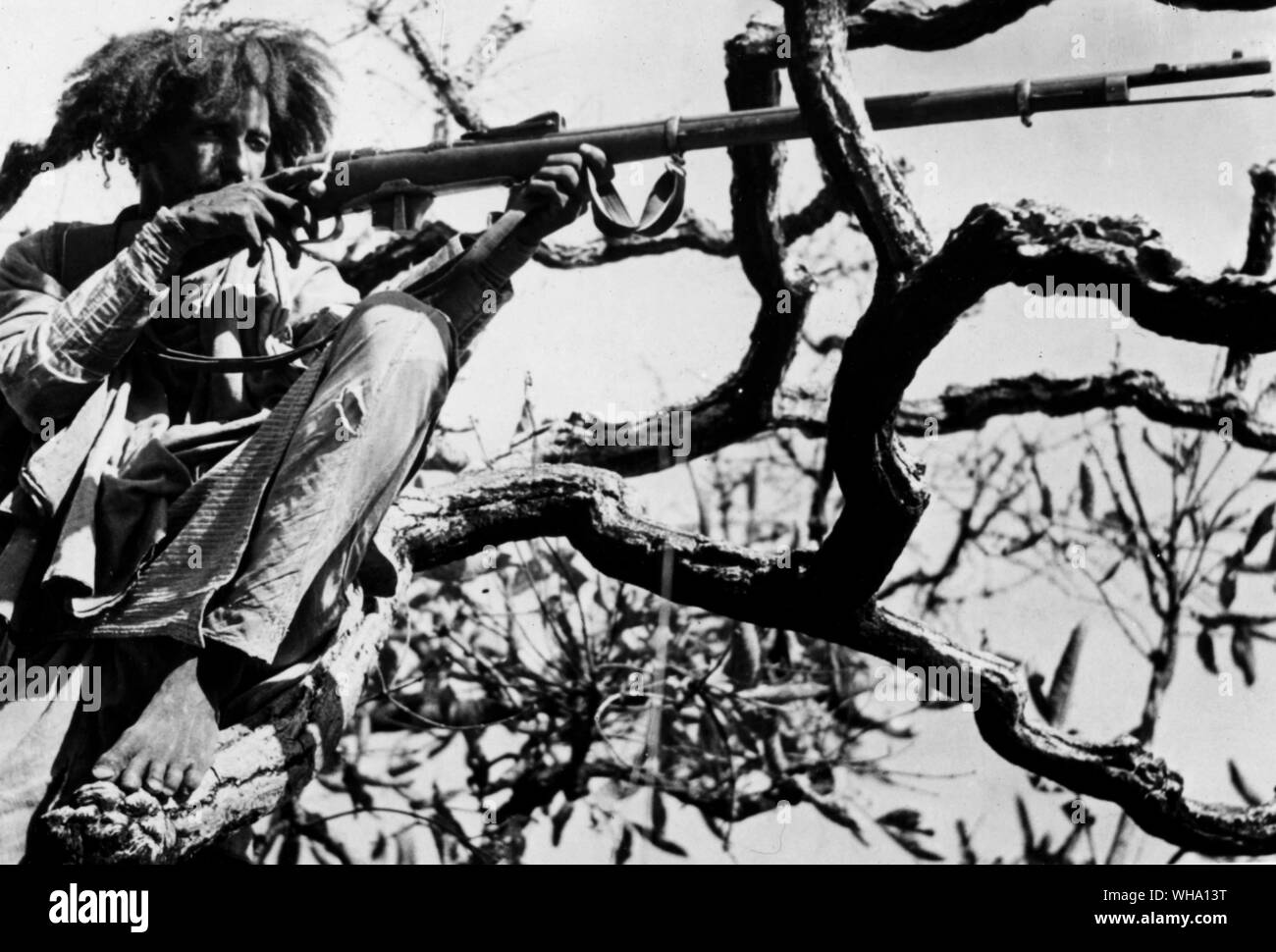 WW2: Patriot troops attacking Fort of Debra market, Ethiopia, 15th April 1941. Stock Photo