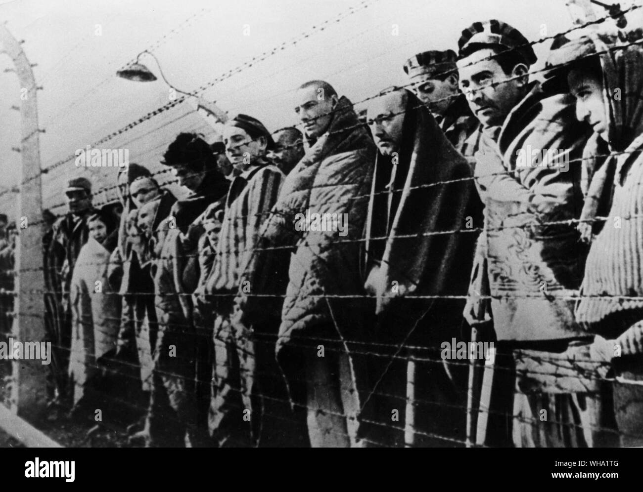 WW2: Oswiecim concentration camp prisoners, freed by the Red Army in January 1945. Auschwitz. Stock Photo