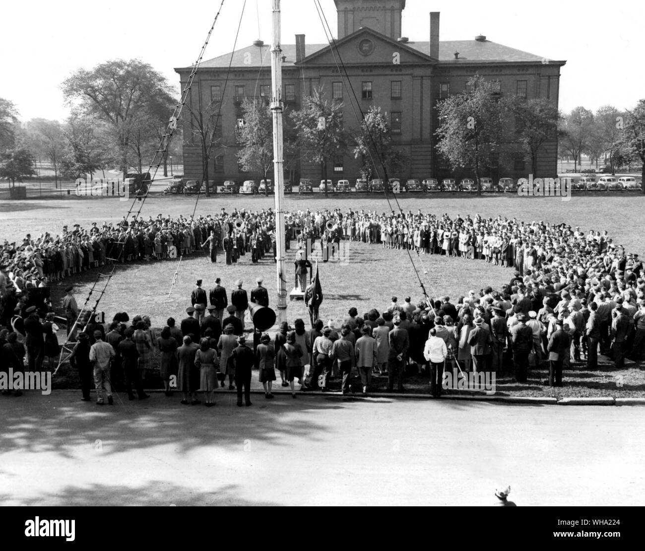 WW2: A V-E Day ceremony held on parade grounds, Port Hayes, Ohio, USA. Stock Photo