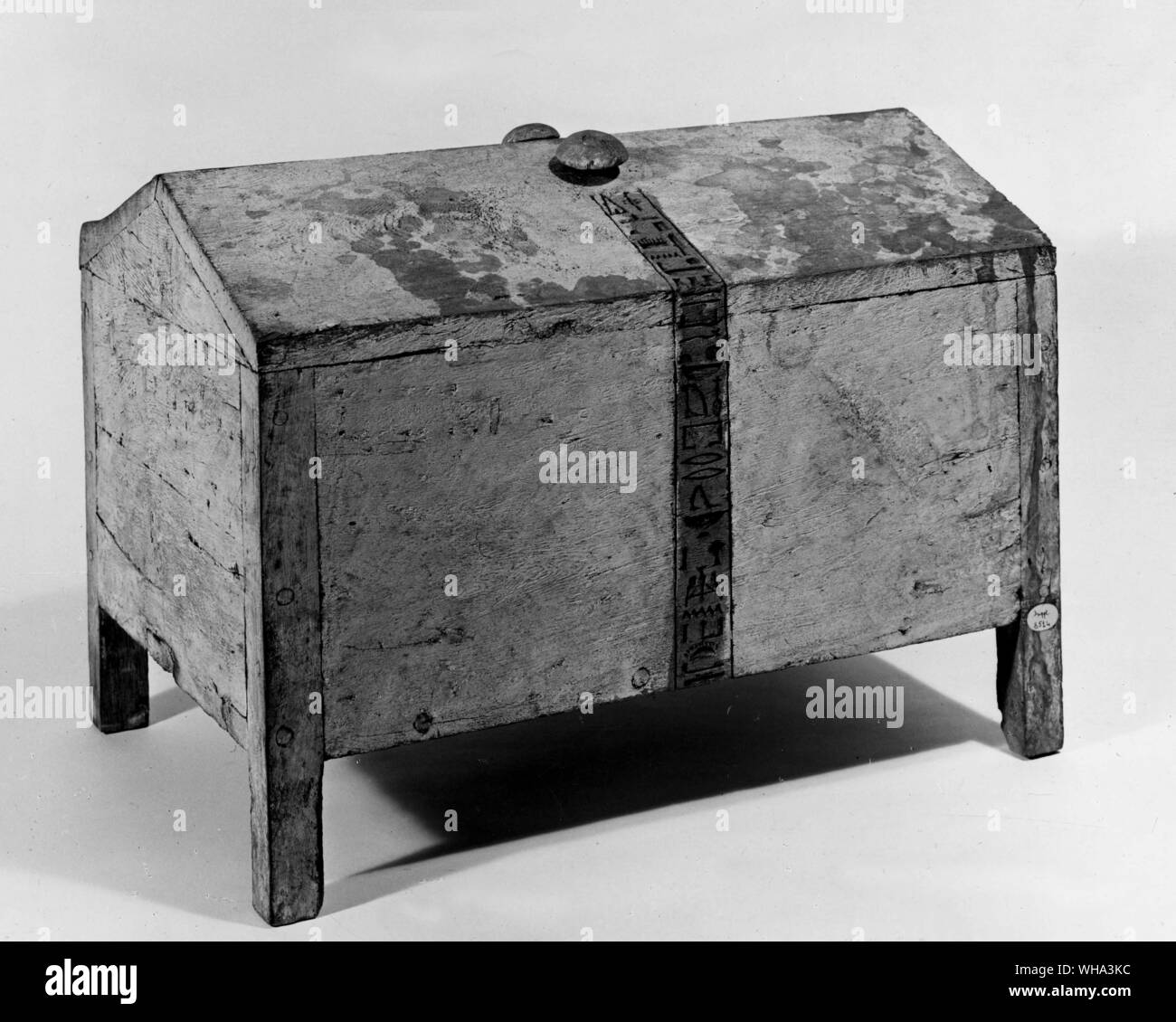 Ancient Egyptian chest. Tutankhamen's era, 18th dynasty. c. 1352 B.C. Stock Photo