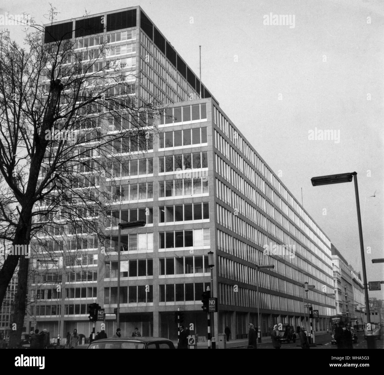 An exterior view of the Metropolitan Police Headquarters at Broadway. London Stock Photo