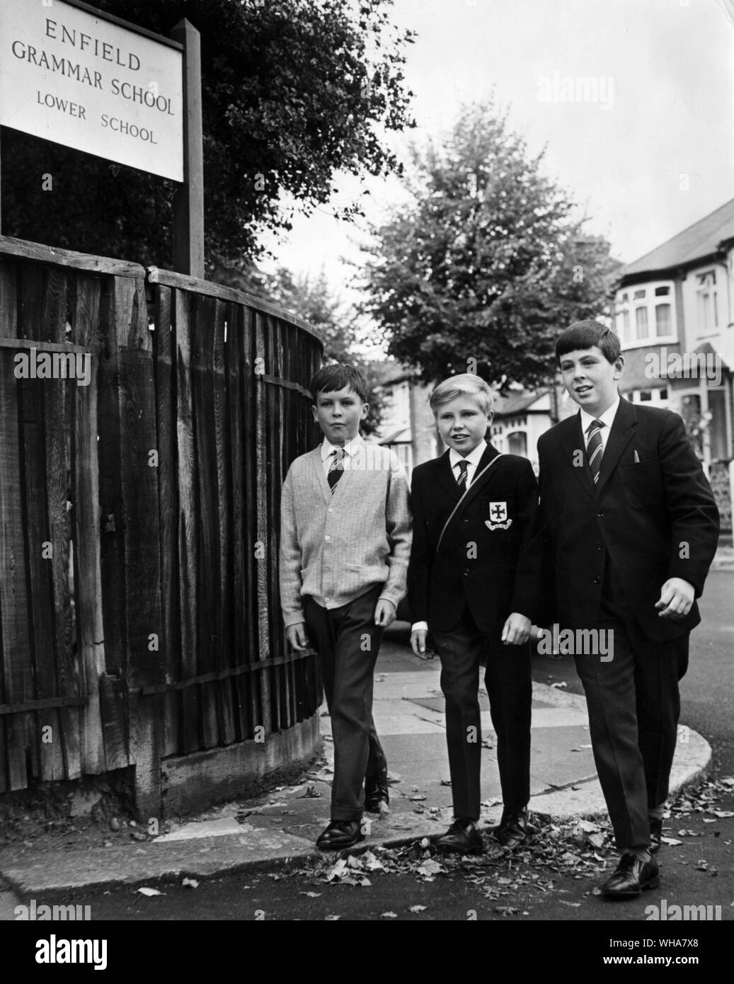 Enfield Grammar School. Lower School. three 11 yr old schoolboys eager to get back to school. All of the 177 boys who were unable to resume school because of the High Court Injunction over Enfield Grammar School were back in school today. Enfield Education Committee last night agreed by a Labour majority vote to ask Mr Patrick Gordon Walker, Secretary for Education and Science to approve a declaration that the grammar school shall become the upper school of a comprehensive unit for boys aged 14 to 18 linked to the Chace School as the Lower school. 20th September 1967 Stock Photo