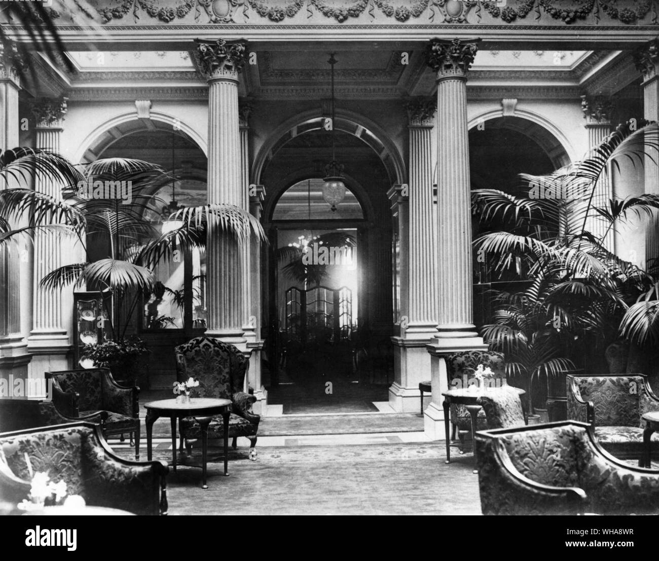 The Savoy Hotel London. Winter Garden c1900 Stock Photo