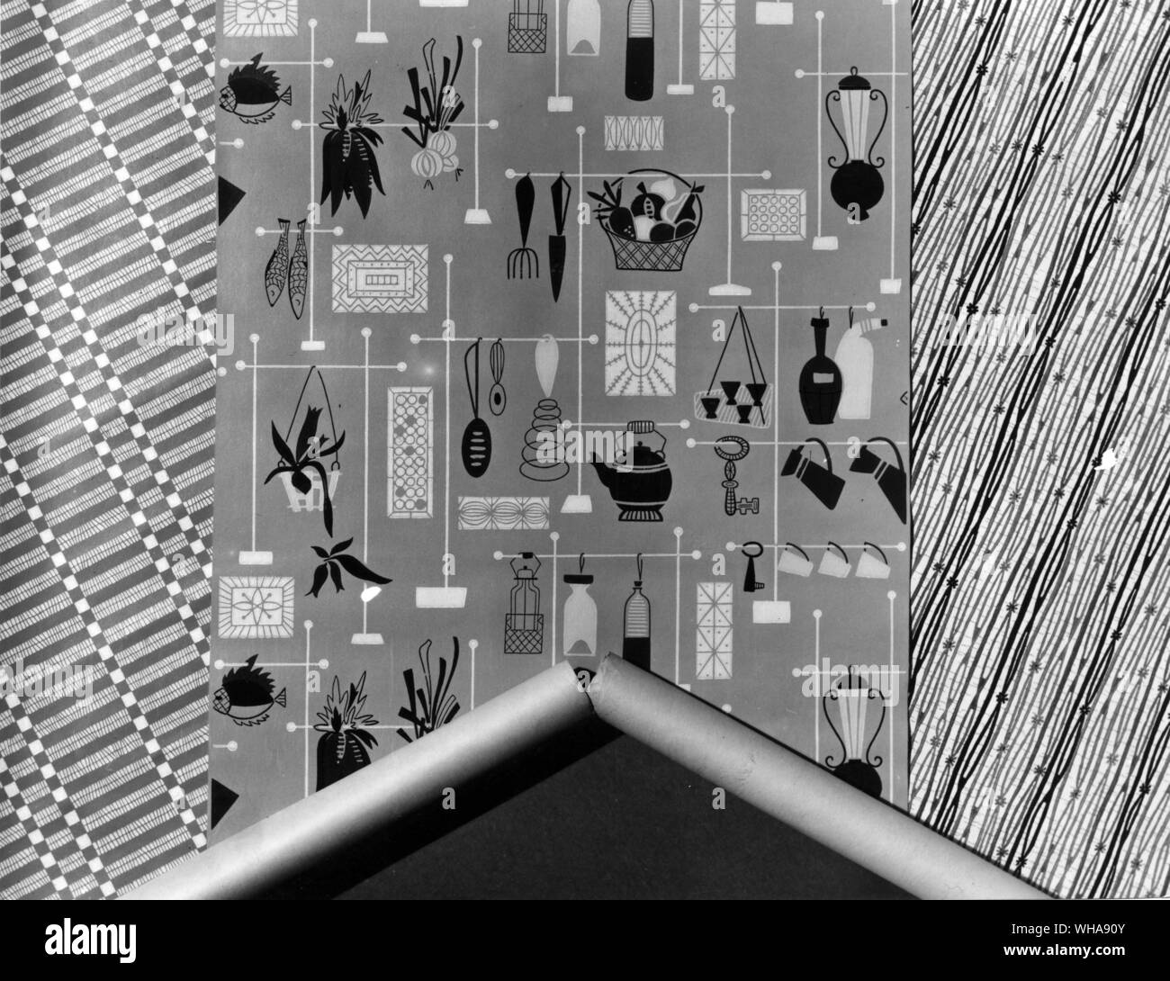 Wallpaper pattern 1950s hi-res stock photography and images - Alamy