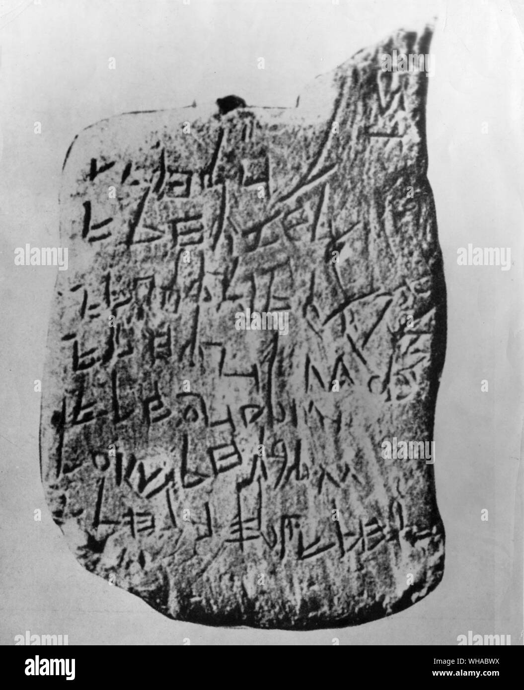 Hebrew Calendar from Gezer. The Gezer Calendar: eight lines of rough verse; a school exercise tablet from Solomon's reign Stock Photo