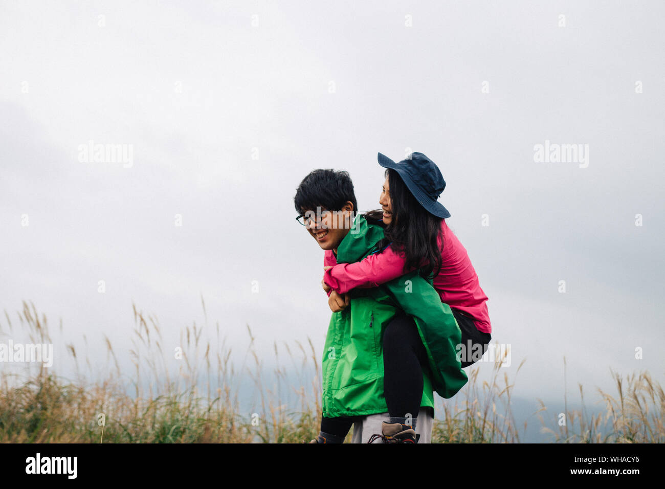 Asian couple hi-res stock photography and images - Alamy