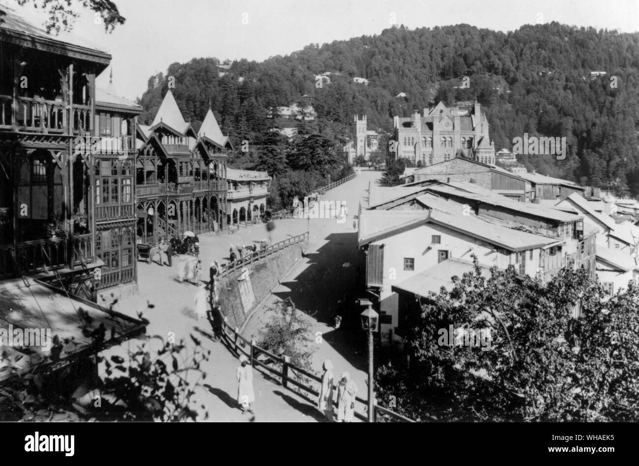 Simla's European town on the ridge; below it the crowded rabbit warren where are discussed by courtesans the things which are supposed to be the profoundest secrets of the India Council. 1890's Stock Photo