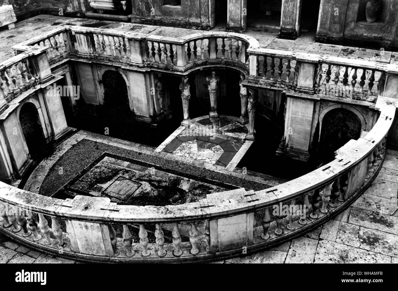 The nymphaeum of the Villa Giulia, built for Julius III 1550-55. At the back of the cariatides were cool, dark grottoes where popes and princes could escape the heat of summer, a Renaissance foretaste of air-conditioning Stock Photo