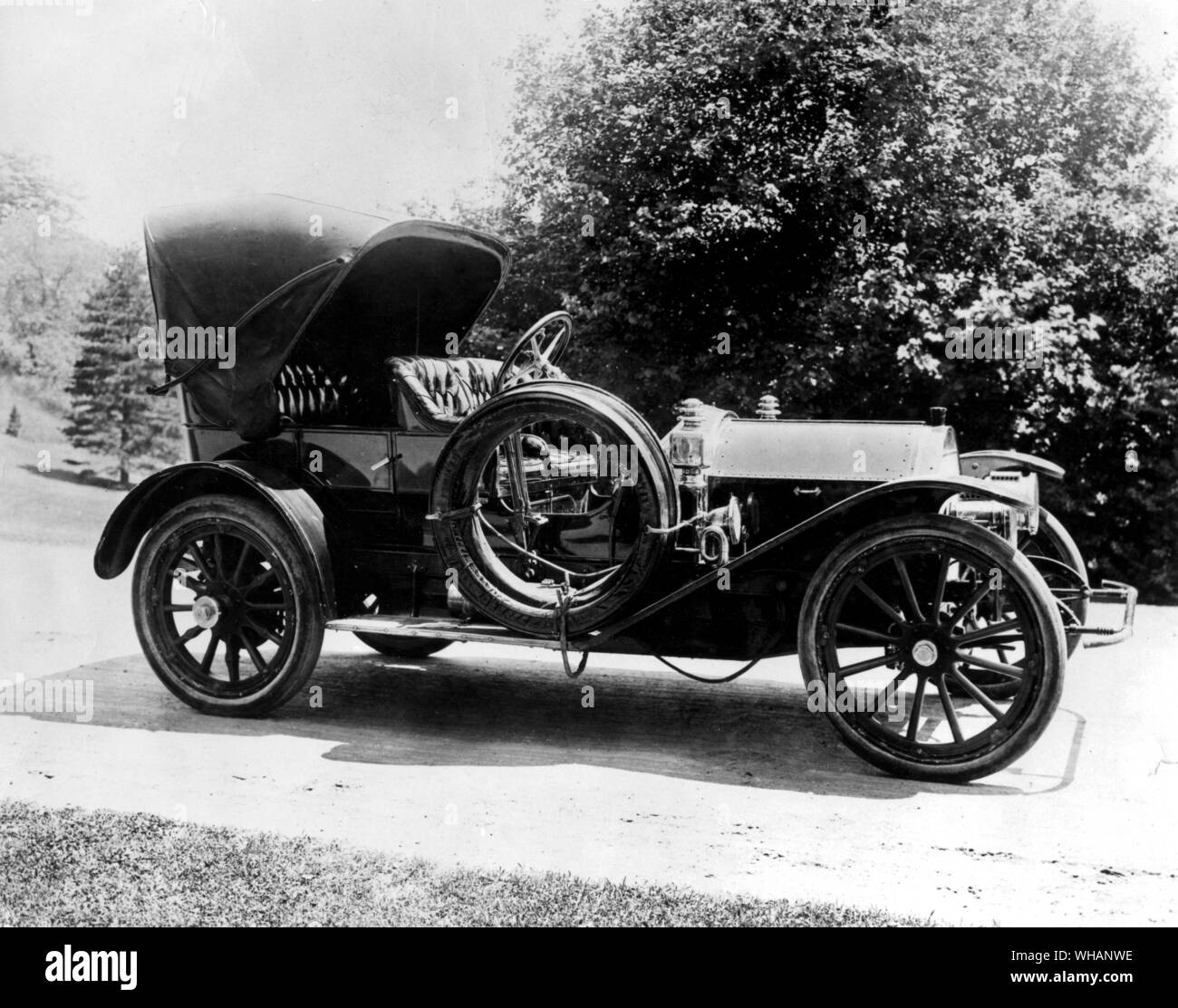 1910 Moon. 35hp tourer. Automotive History Collection, Detroit Public Library. USA. Stock Photo