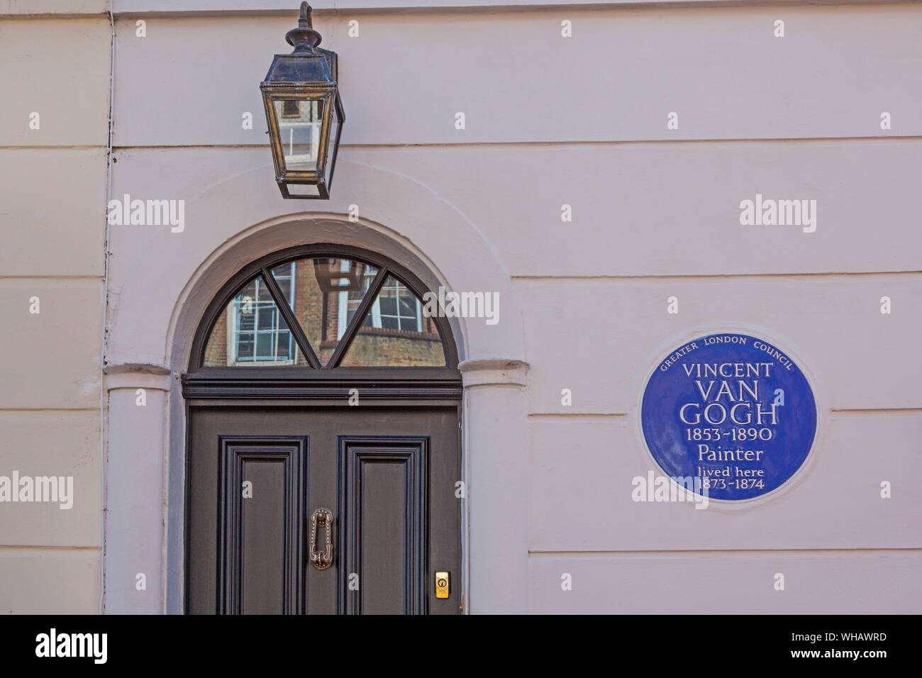 London, Borough of Lambeth. A blue plaque marks the house in Hackford Road, Brixton, once lived in by Vincent Van Gogh. Stock Photo