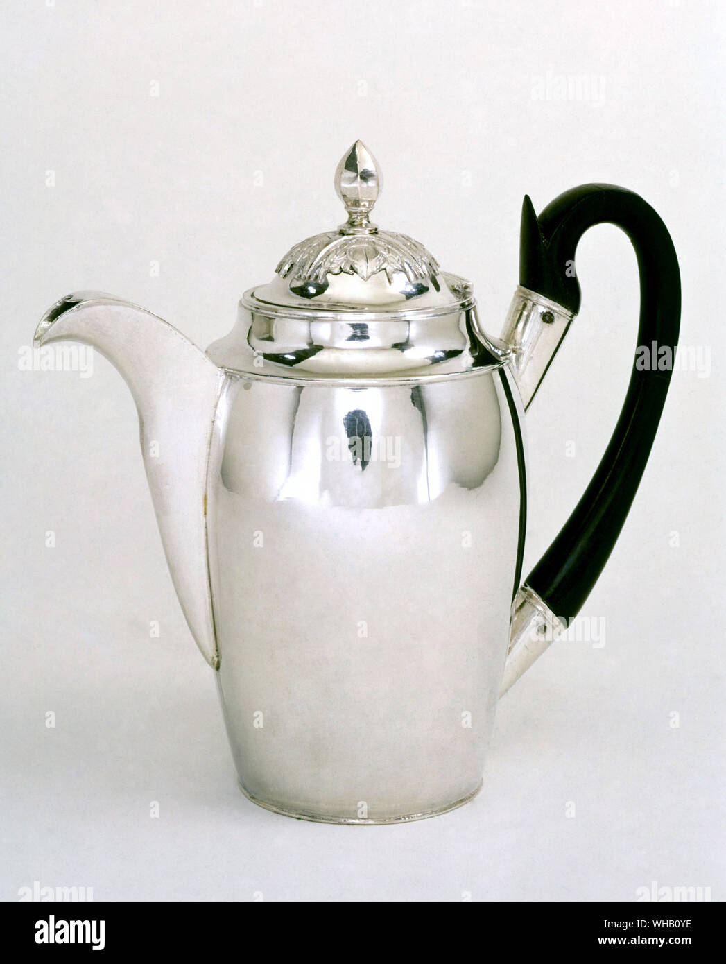 Chocolate pot, Leningrad, silver, 1804.. Victoria & Albert Museum, London. Stock Photo