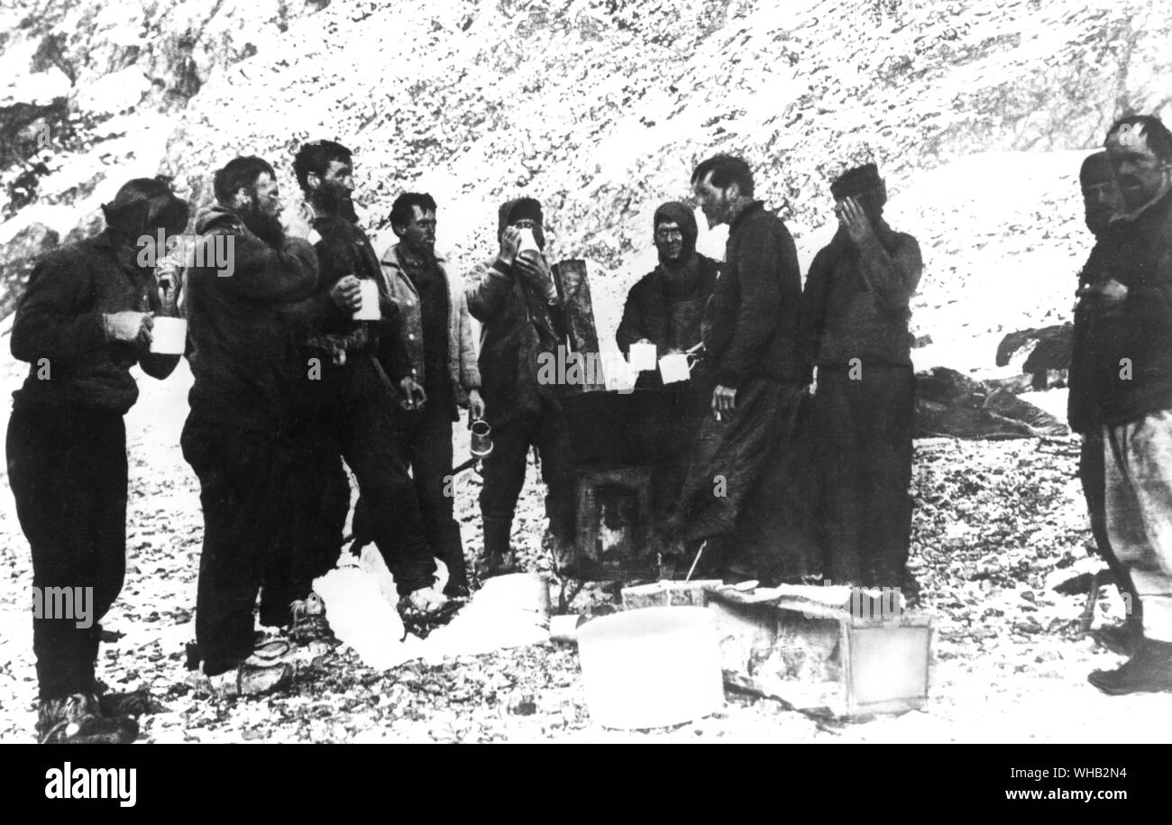 The first meal on Elephant Island. Ernest Shackleton expedition. 1916 Stock Photo