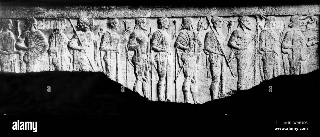 Gods of Olympus from Tarent - early 5th century relief from Tavertum.. (l-r) Persephone, Hermes, Aphrodite, Ares, Demeter, Hephaestus, Hera, Poseidon, Athena, Zeus, Artemis, Apollo.. Stock Photo