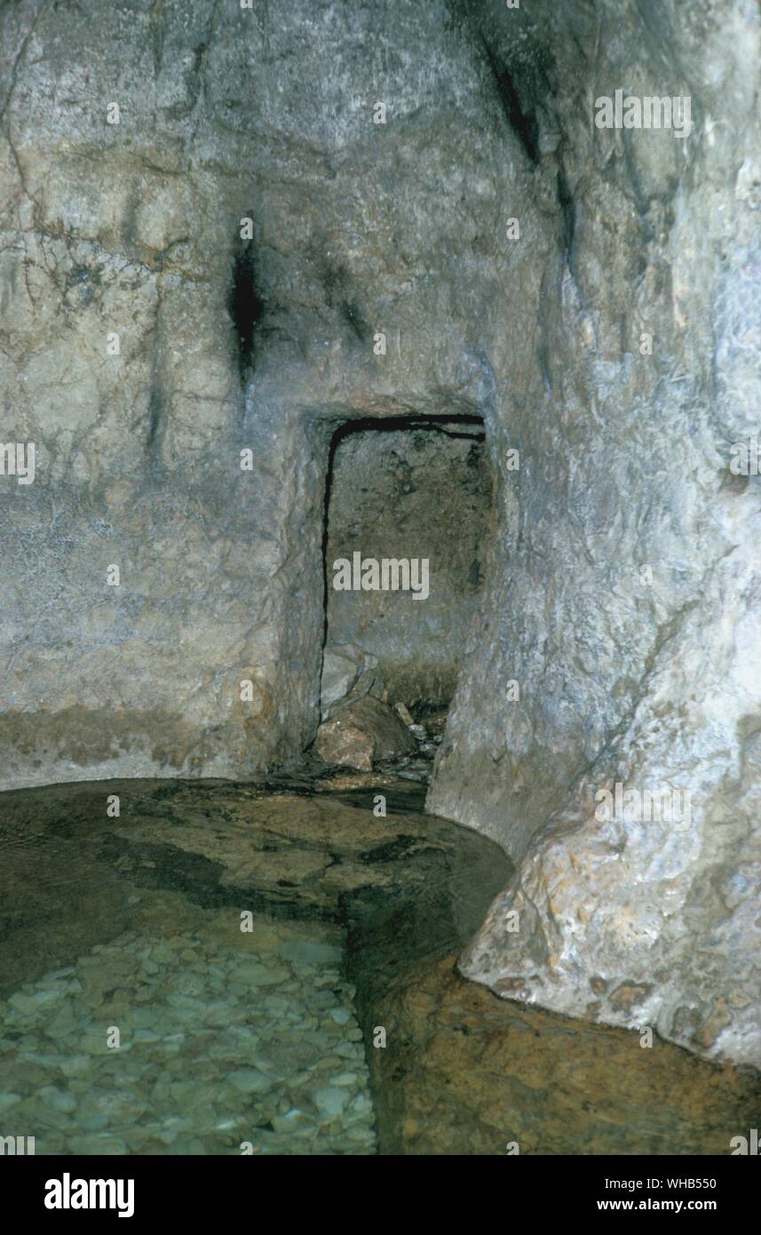 Hezekiahs tunnel siloam tunnel hires stock photography and images Alamy