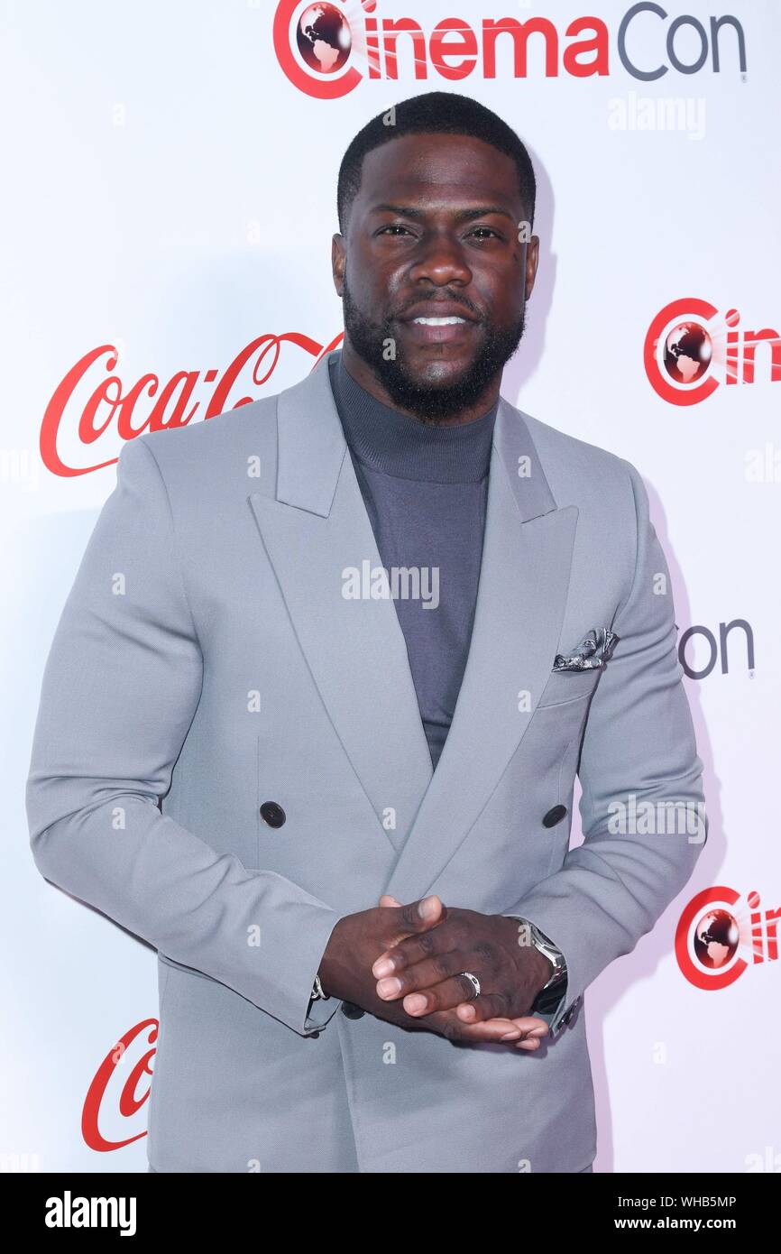 ***FILE PHOTO*** Kevin Hart recovering from Back Surgery After Car Crash. LAS VEGAS, NV - APRIL 04: Kevin Hart at the CinemaCon Big Screen Achievement Awards at The Colosseum at Caesar's Palace on April 04, 2019 in Las Vegas, Nevada. Photo: imageSPACE /MediaPunch Stock Photo