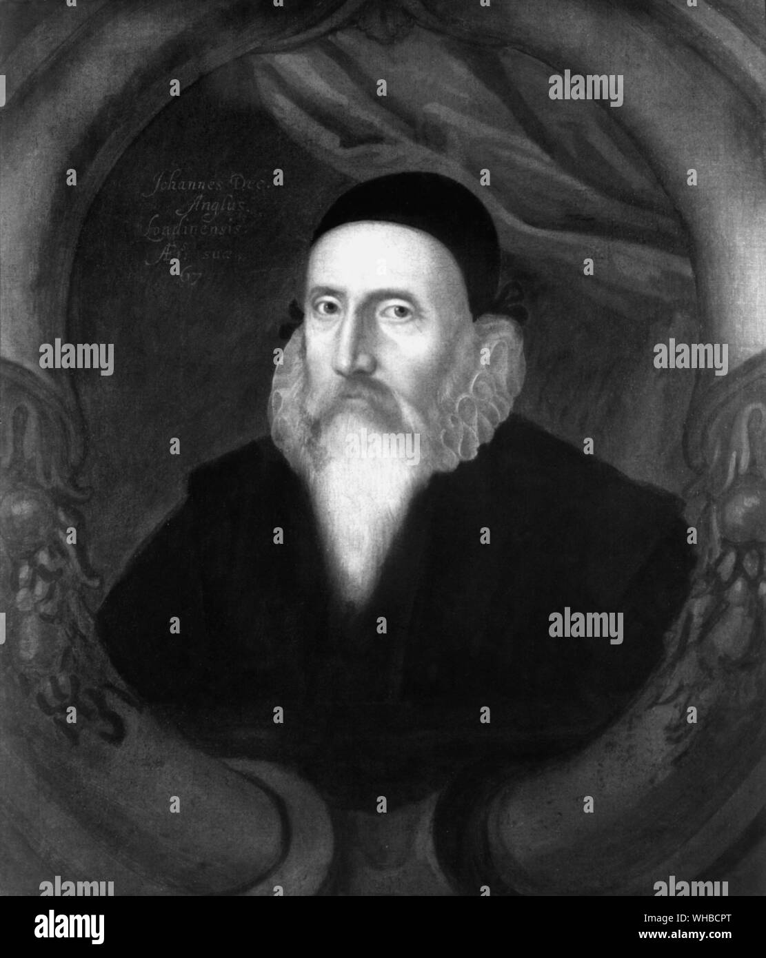 John Dee - astrologer , aged 67 friend and consultant to Queen Elizabeth . William Shakespeare may have modelled the character of Prospero in The Tempest on him . 1594 Stock Photo