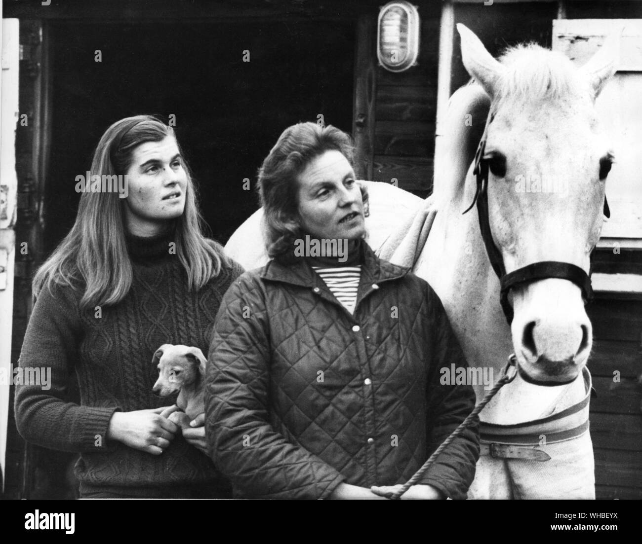 Lieut Mark Phillips mother Mrs Anne Phillips and his younger sister Sarah at their family home Great Somerford Wiltshire 1973 Stock Photo