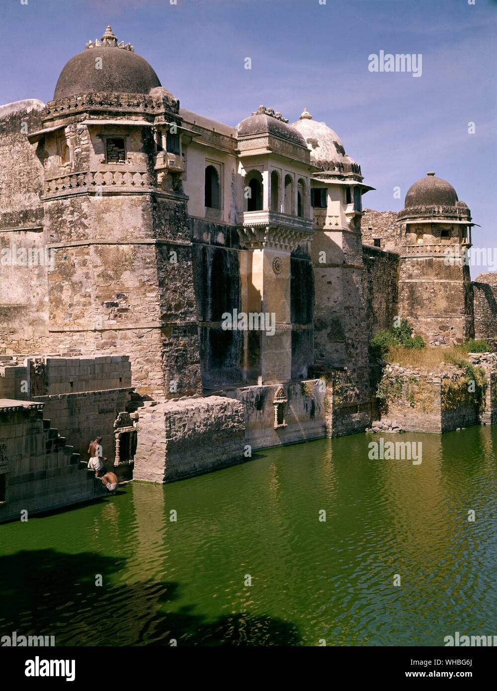 Palace in the fort of Chitor, taken by Akbar in 1568 - Today, Chittor, now a prominent tourist attraction, remains the largest fortress in Rajasthan.. Stock Photo