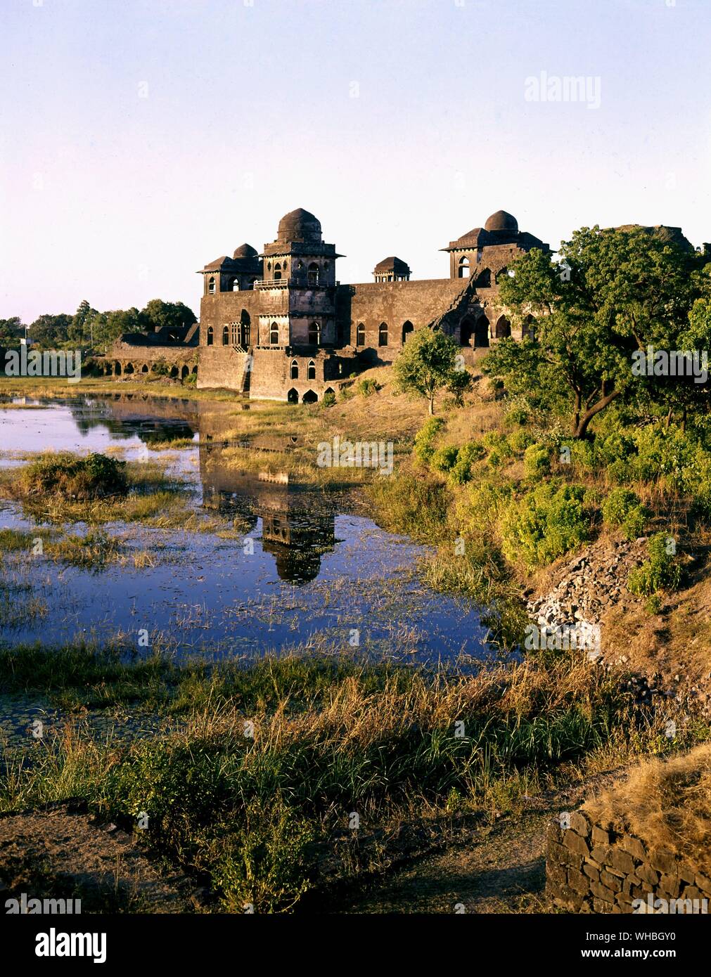 15th century Jahaz Mahal, in the fort at Mandu, captured by Humayun in 1535. Stock Photo