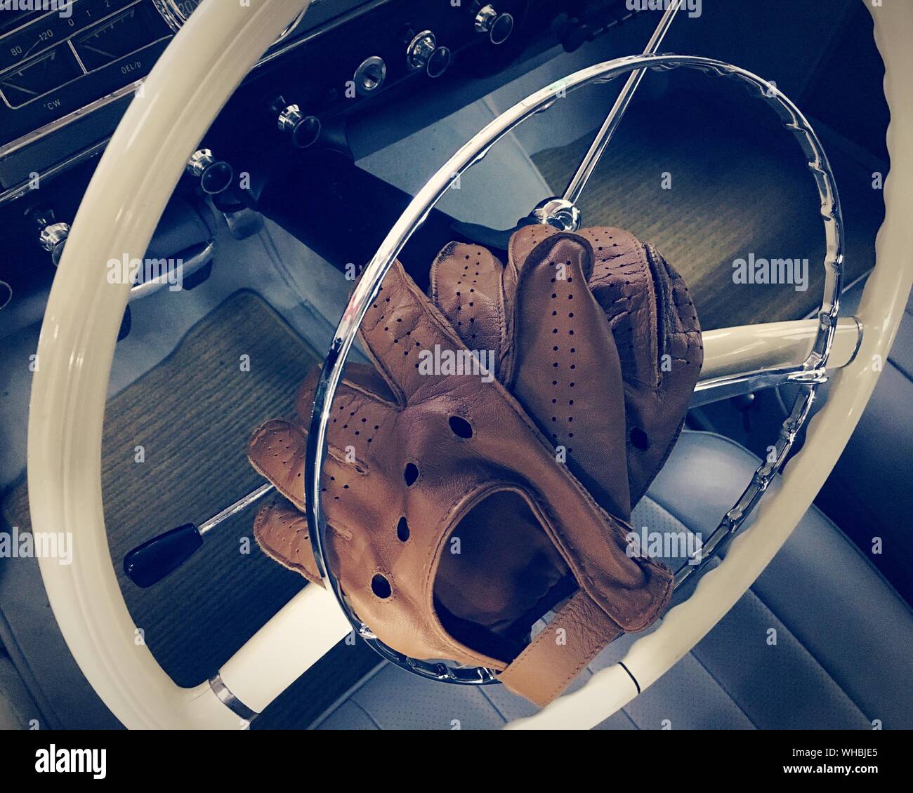 Wheel gloves hires stock photography and images Alamy