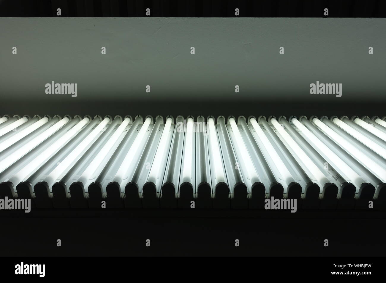 Fluorescent_light hires stock photography and images Alamy