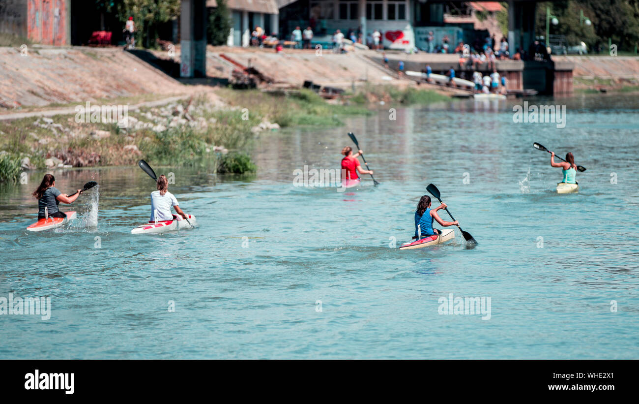 Rowing race junior hi-res stock photography and images - Alamy