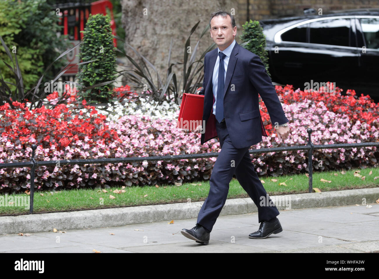 London, UK, 2nd Sep 2019. Alun Cairns, Welsh Secretary. Cabinet Ministers, as well as many Conservative Party MPs and former politicians all enter No 10 Downing Street for an Emergency Cabinet Meeting, and later general Conservative Party gathering. Credit: Imageplotter/Alamy Live News Stock Photo