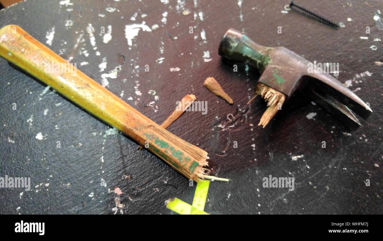 Broken metal handle hires stock photography and images Alamy