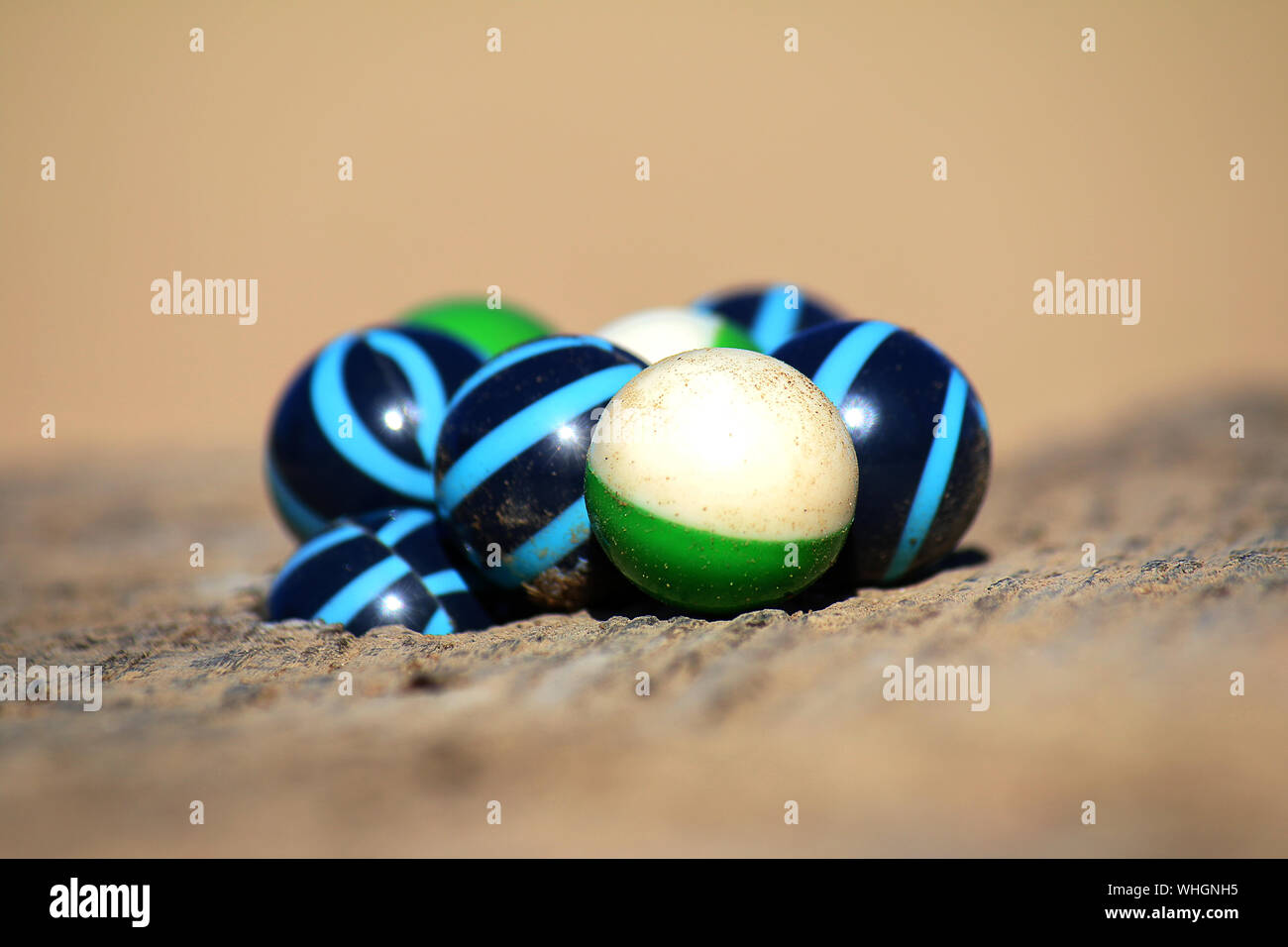 Balls of sand hires stock photography and images Alamy