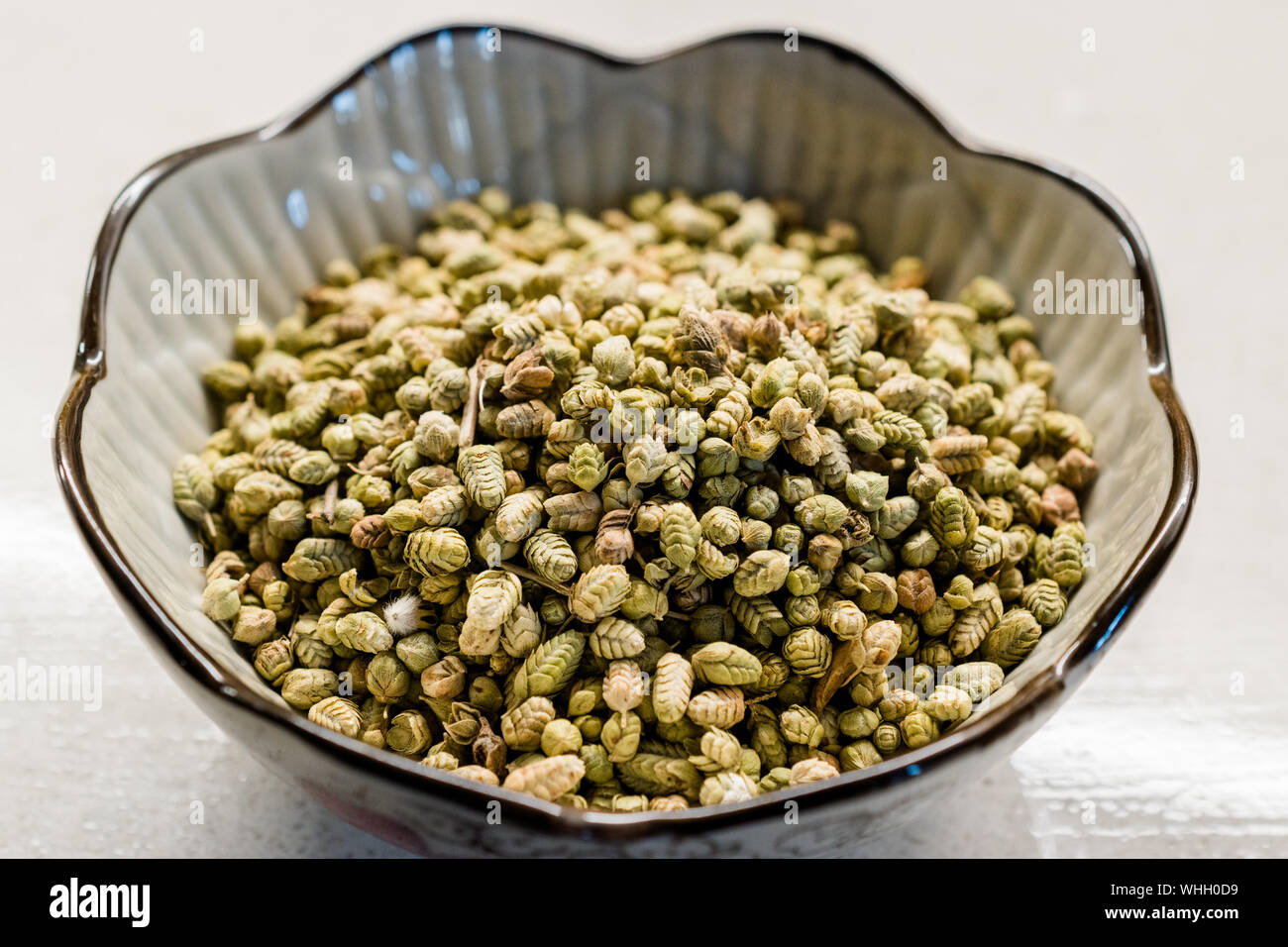 Raw Organic Dried Thyme Seeds in Ceramic Bowl / Dry Dag kekigi. Organic Food Stock Photo Alamy