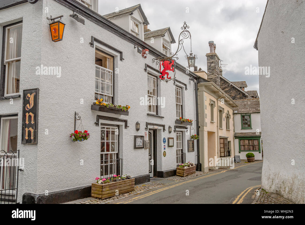 Red Lion Inn in Hawkshead, a village in the Lake District, Cumbria, England Stock Photo