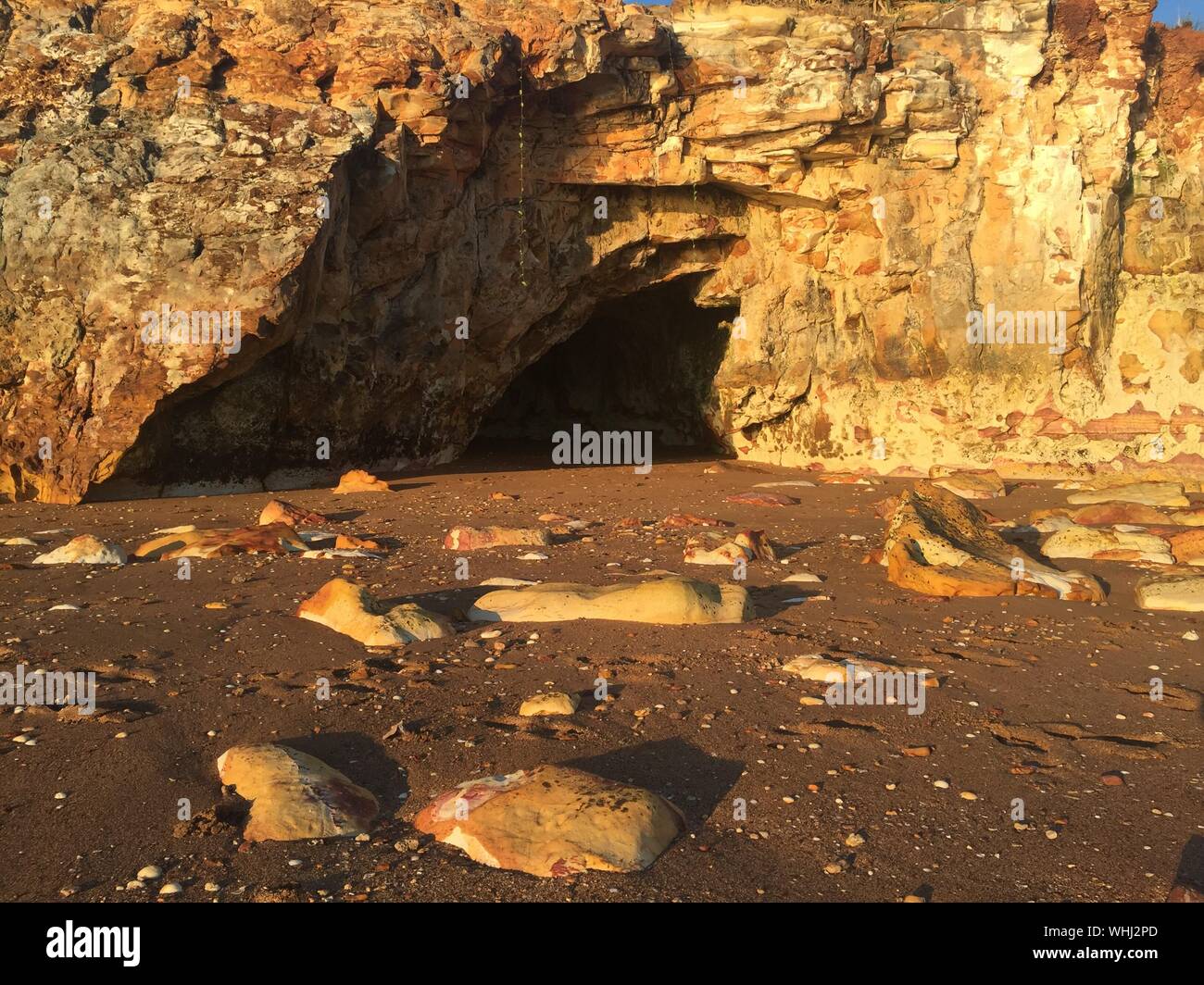 Rock Formation In Cave Stock Photo Alamy   Rock Formation In Cave WHJ2PD 