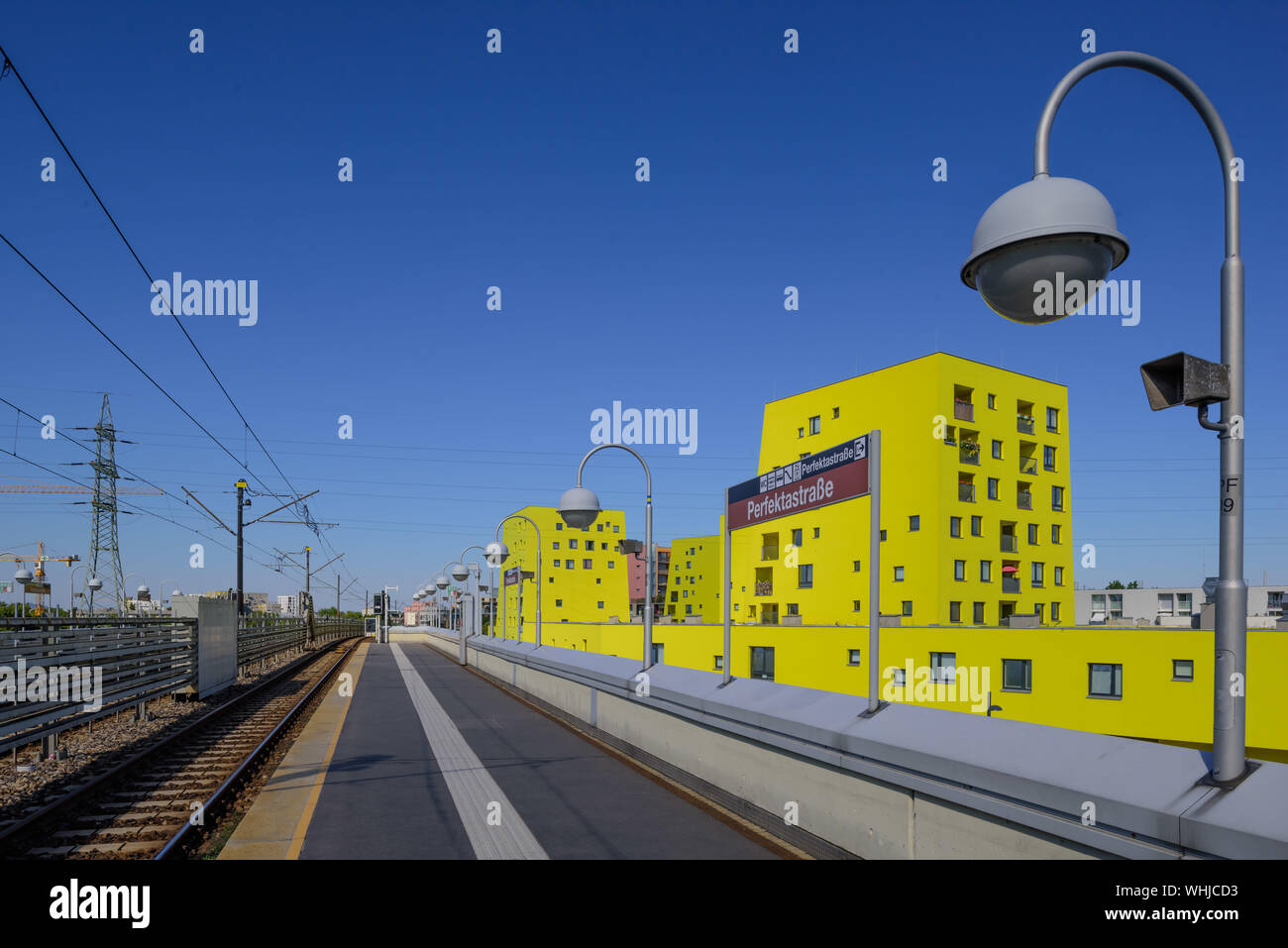 Projekt 'Spongeland' von Yes Studios, Spanien Ein Grundstück mit einer