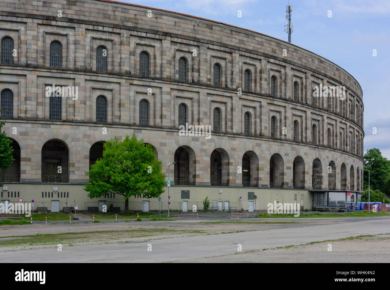Die Kongresshalle ist – nach Prora – der zweitgrößte erhaltene nationalsozialistische Monumentalbau in Deutschland und steht unter Denkmalschutz. Der Stock Photo