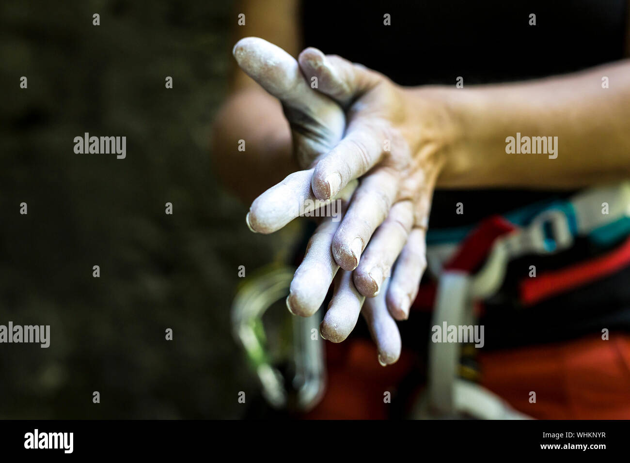 Rubbing hands hires stock photography and images Alamy