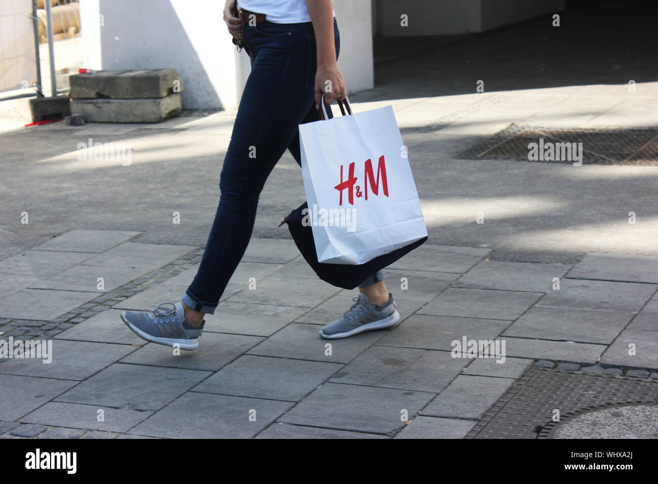 H&m Bag High Resolution Stock Photography and Images - Alamy