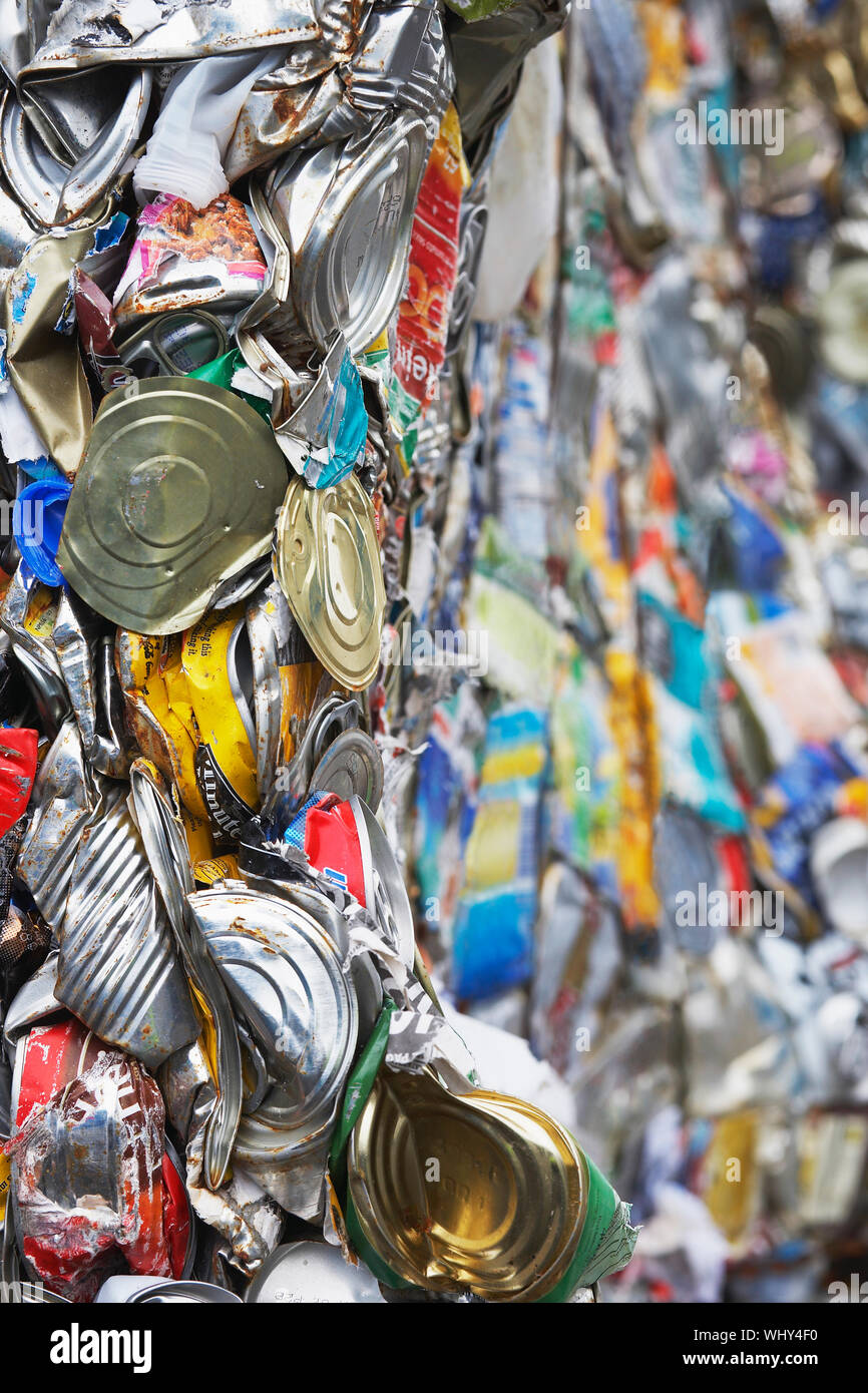 Full frame image of crushed tin cans for recycling Stock Photo Alamy