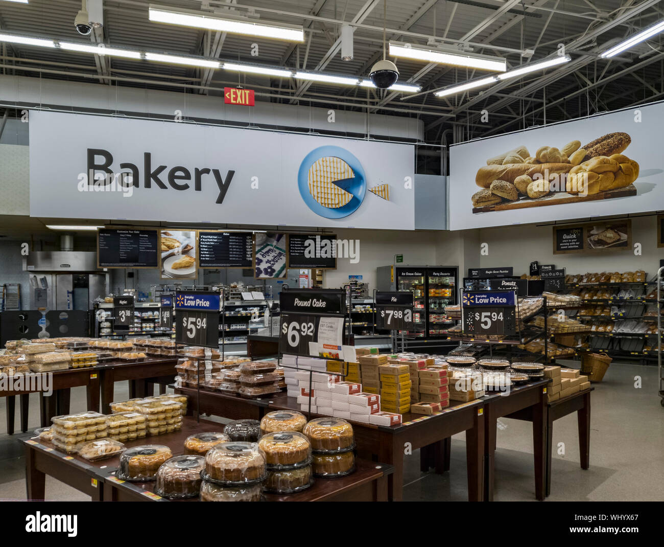 Walmart Supercenter editorial photography. Image of interior - 162095172