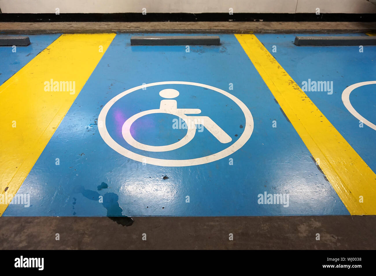 Wheelchair Access Sign High Resolution Stock Photography and Images - Alamy