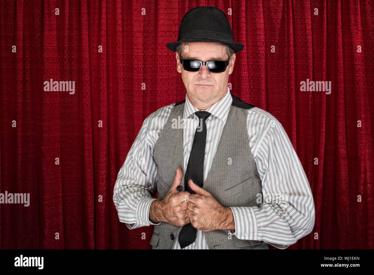 1960s style man hi-res stock photography and images - Alamy