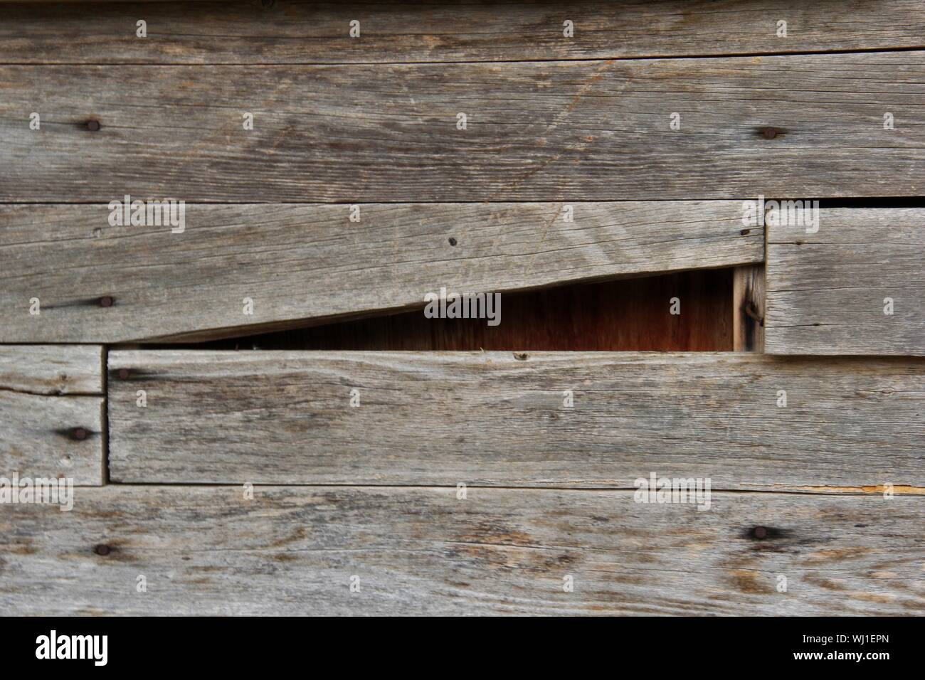 Wooden broken planks hi-res stock photography and images - Alamy