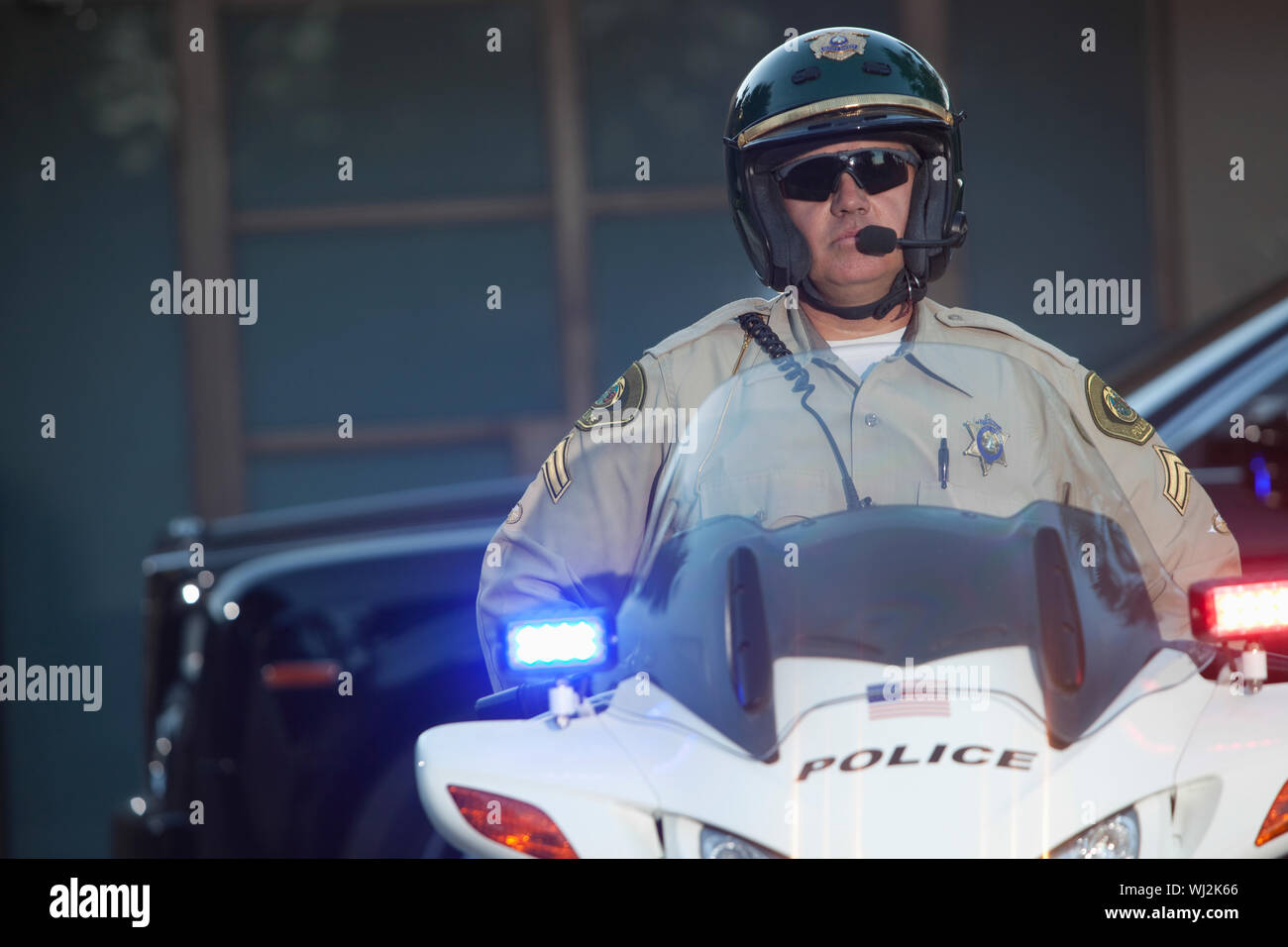 Policeman usa sitting hi-res stock photography and images - Alamy