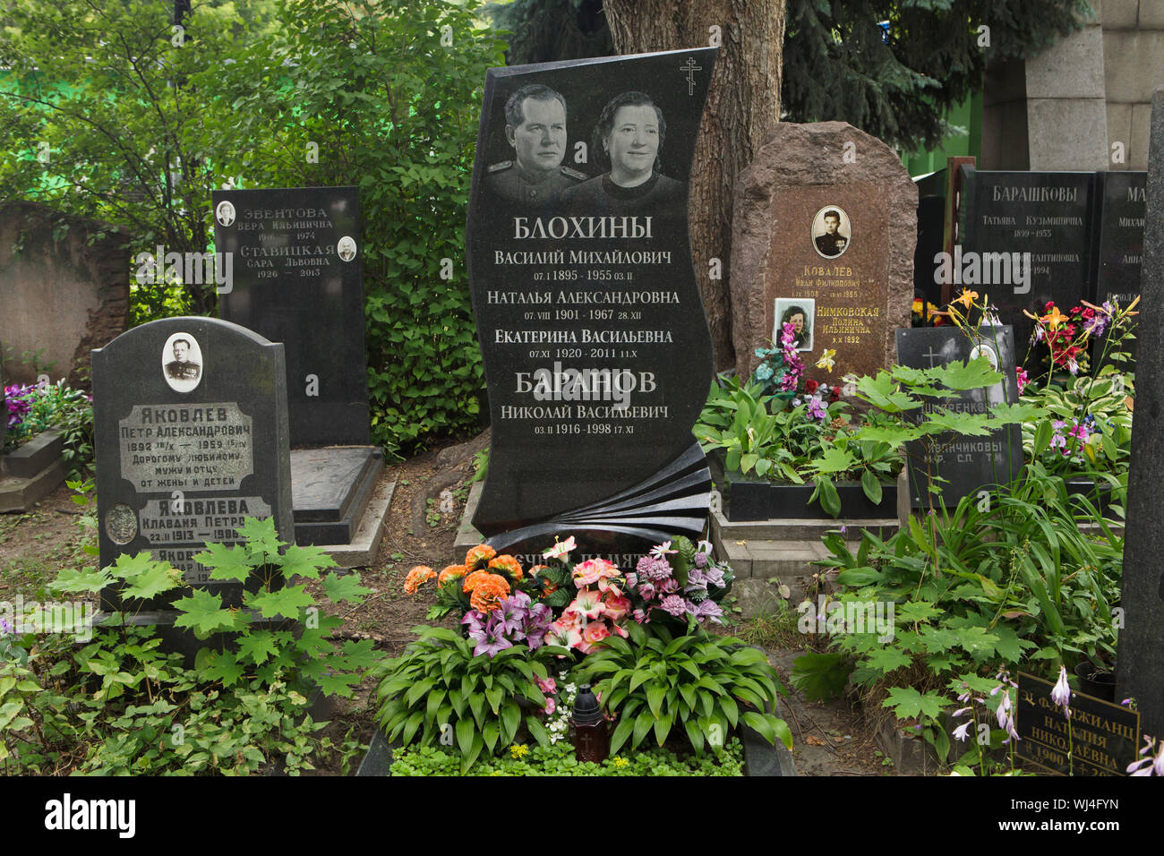 grave-of-soviet-general-vasily-blokhin-1895-1955-and-his-relatives-at-the-donskoye-cemetery-in-moscow-russia-vasily-blokhin-was-the-chief-executioner-of-the-nkvd-during-the-great-terror-he-obviously-personally-executed-russian-writer-isaac-babel-russian-theatre-director-vsevolod-meyerhold-soviet-military-commander-mikhail-tukhachevsky-and-many-others-WJ4FYN.jpg