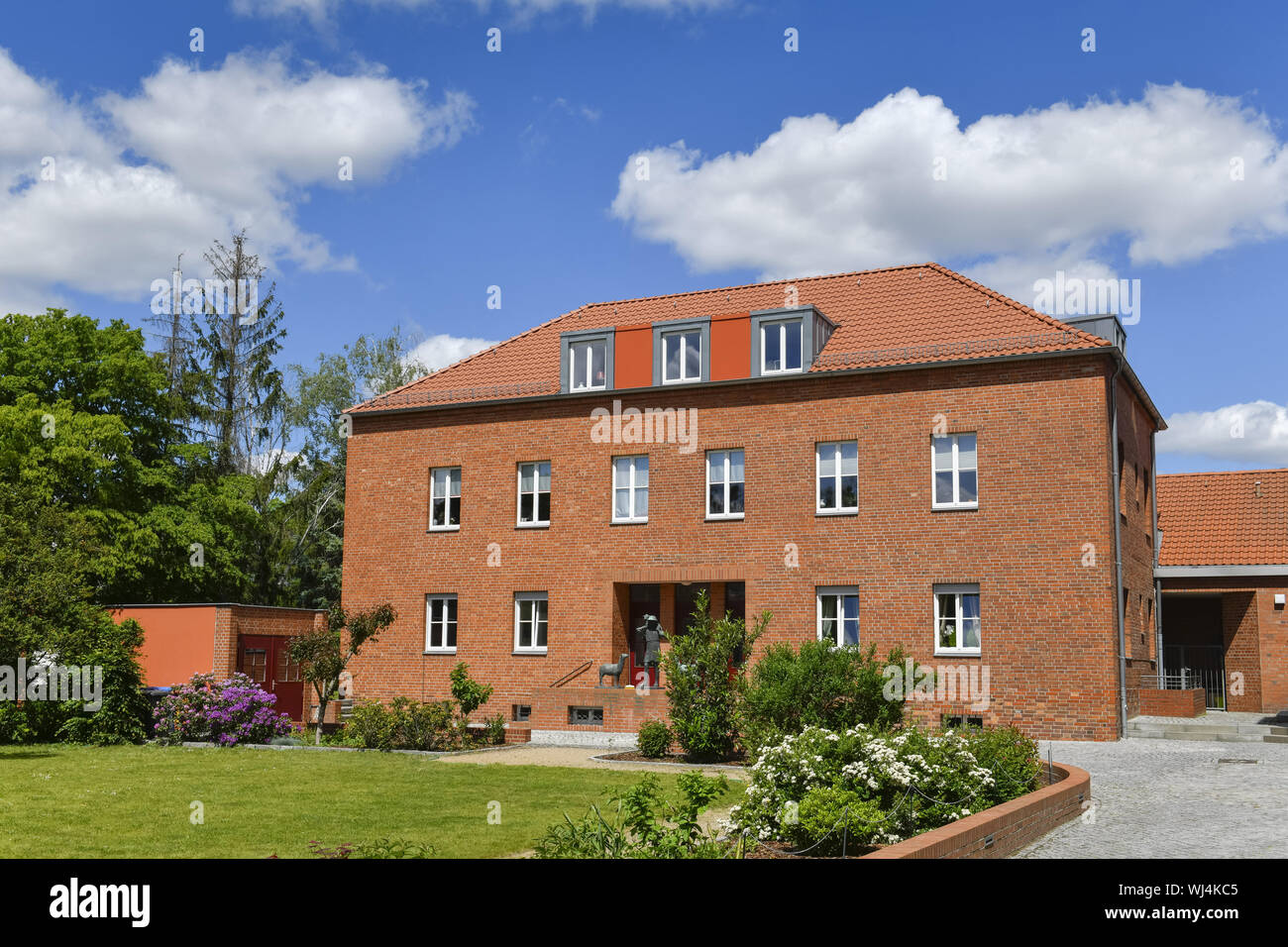 View, architecture, Outside, Outside, outside view, outside view, Berlin, like a Christian, Christian, Christian, Dahlem, Dahlemer, Germany, building, Stock Photo